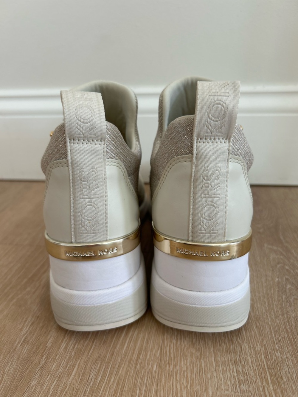 Michael Kors Willis Metallic Stretch Knit Trainer Wedge Sneaker Women Size 7.5 - Picture 6 of 10